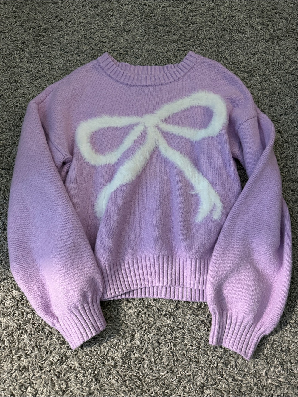 Old Navy Lavender Crewneck Sweater with White Bow